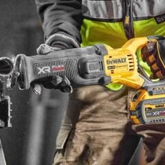 Dewalt DCS386T1 Tilki Kuyruğu Testere XR 54/18V 6.0AH